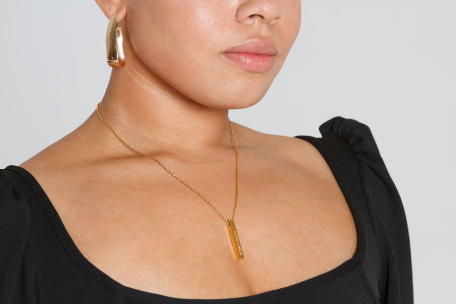 Born a Queen Necklace Gold