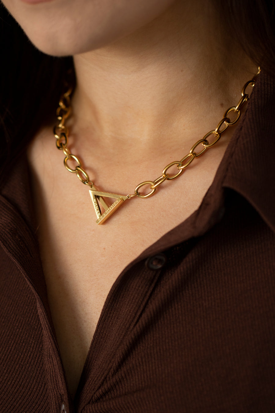 Woman on a Mission Chunky Chain Necklace Gold
