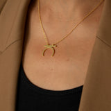 Female Empowerment Crescent Moon Necklace Gold (925 Sterling Silver)